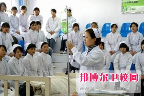 四川2020年初中生能读卫校吗