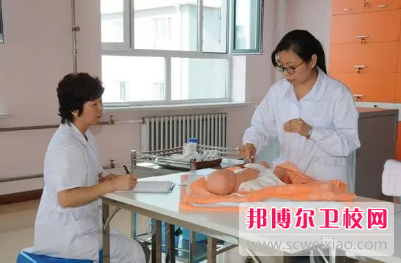 2023年云南经贸外事职业学院护理专业介绍