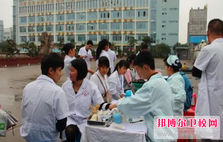 2023钦州市卫生学校多少钱(学费明细)