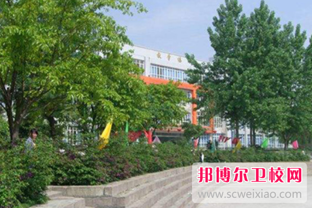 成都华大医药卫生学校的口腔工艺专业招生如何(2023参考)