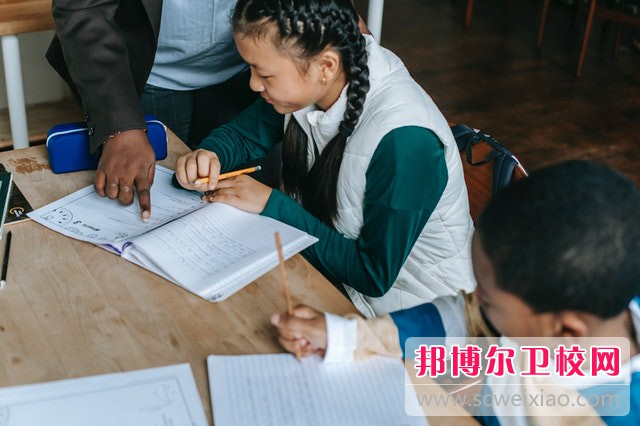 大庆医学高等专科学校口腔医学专业介绍