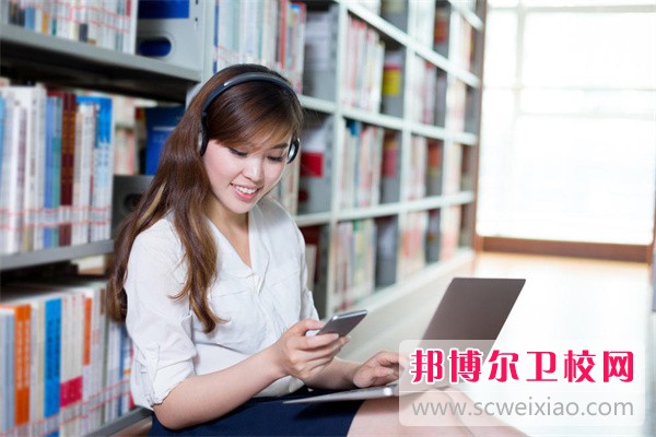 曲靖医学高等专科学校眼视光技术专业介绍