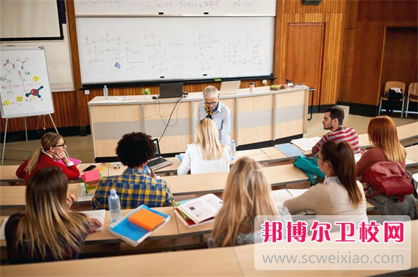 南通体臣卫生学校药剂专业介绍