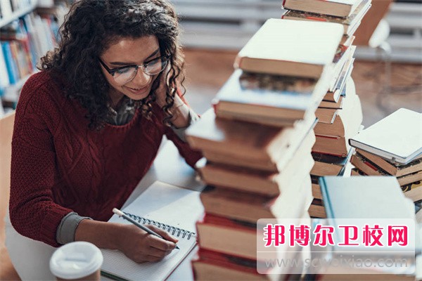 昆明卫生学校护理专业专业介绍