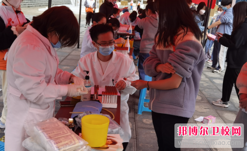 贵州2023年怎么读护理学校
