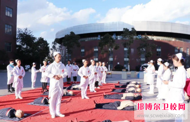 云南2023年读护理学校可不可以考大学