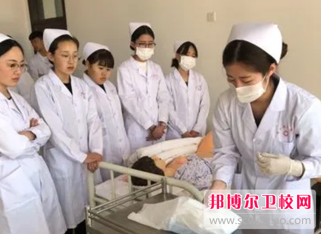 云南2023年护理学校学什么