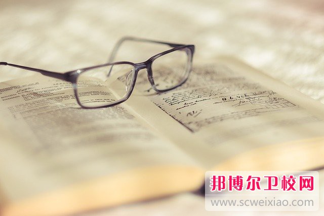 2023昆明排名前二的公办助产护理学校名单