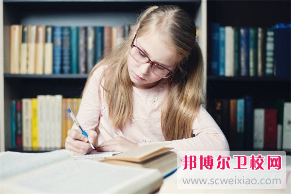 新疆公办临床医学学校排名榜（2024最新）